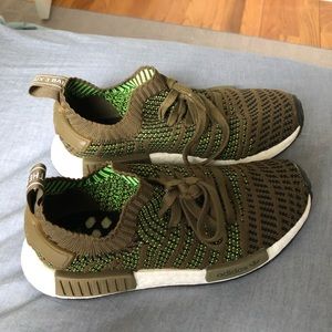 🔥 Adidas size 6 men near perfect condition